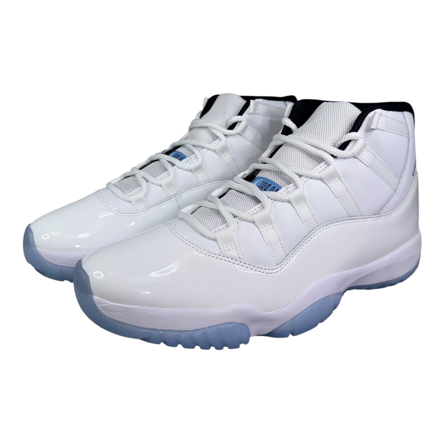 Jordan 11 “Legend Blue”